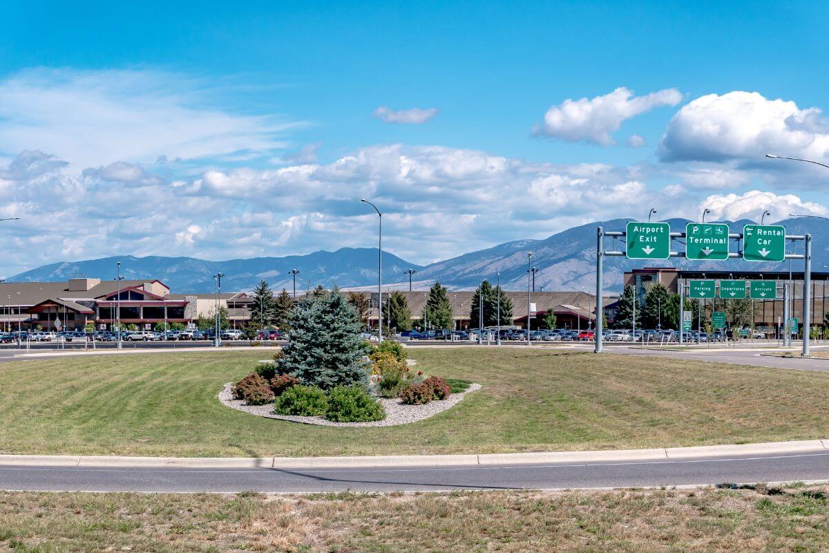 Bozeman Yellowstone International Airport from the outside