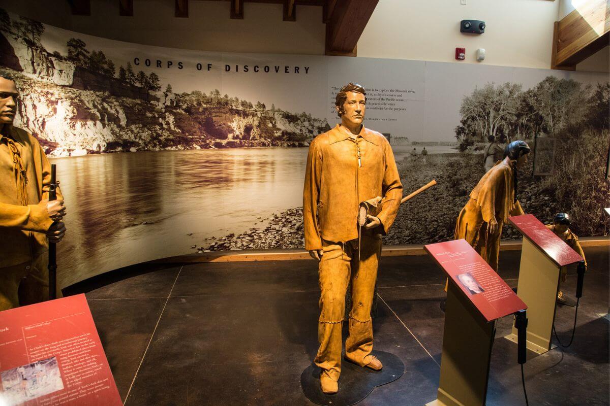 Wooden statues on display at Lewis and Clark Trail in Montana