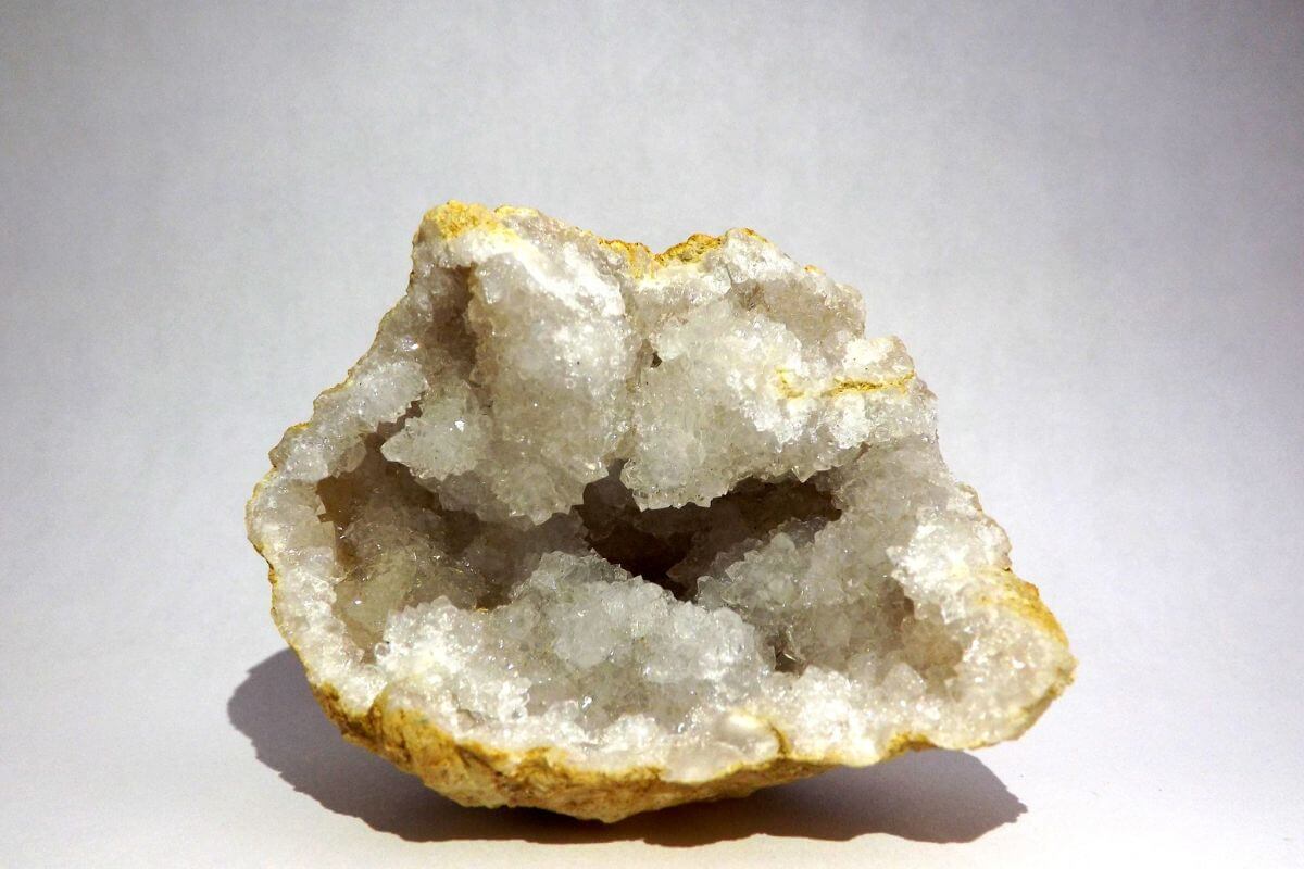 A white Montana geode.